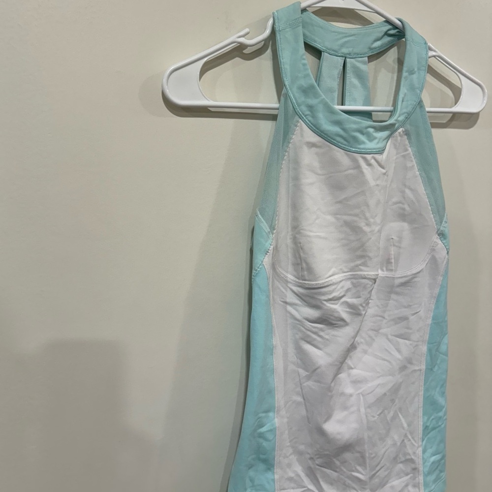 Lululemon Athleta White and Blue Athletic Tank Size 6